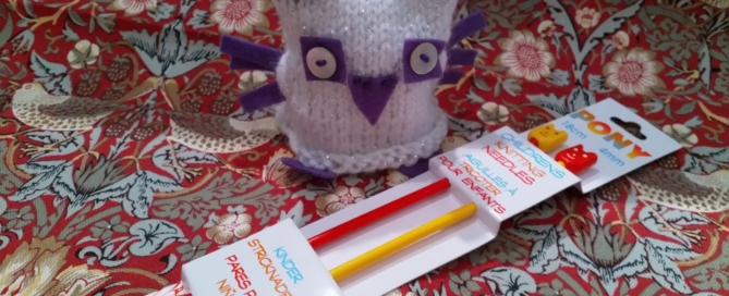 Yarn Owl Wiht Needles